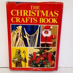 Vintage 1982 The Christmas Crafts Book Hardcover Full Color Illustrations